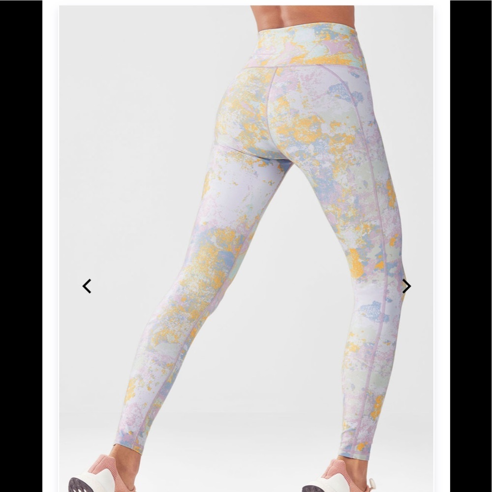 Fabletics High-Waisted Printed PowerHold® Legging - Picture 2 of 7